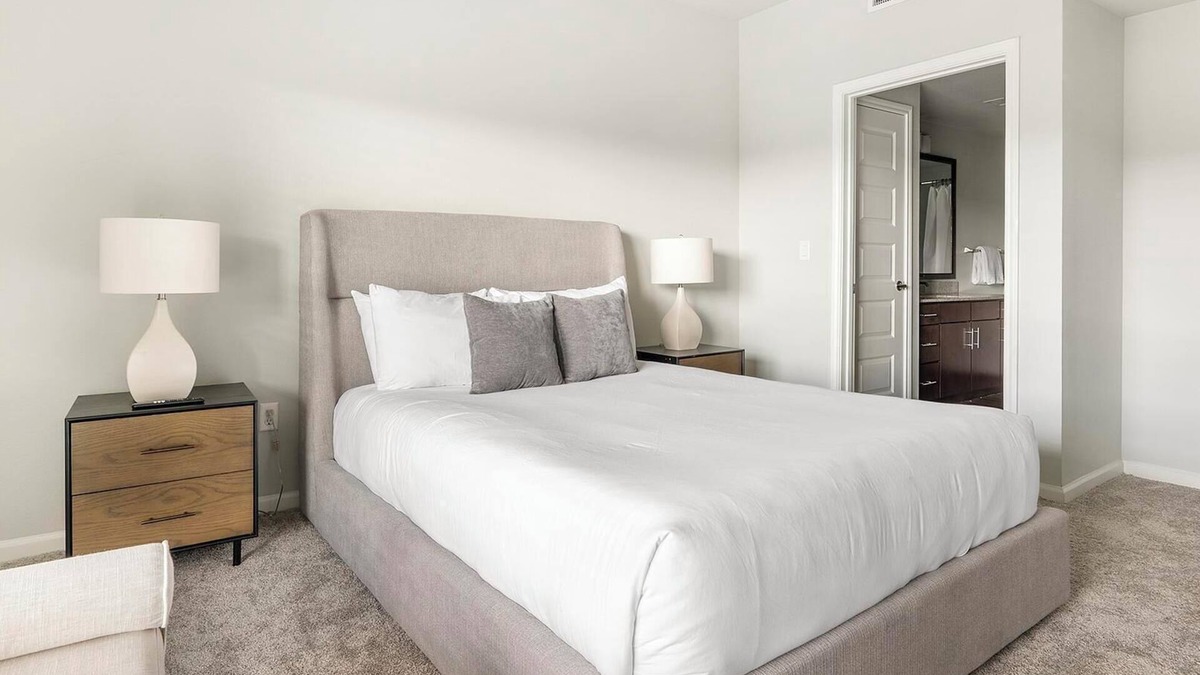 Austin Apartment | Landing | Stunning 1BD, Gym, Clubhouse