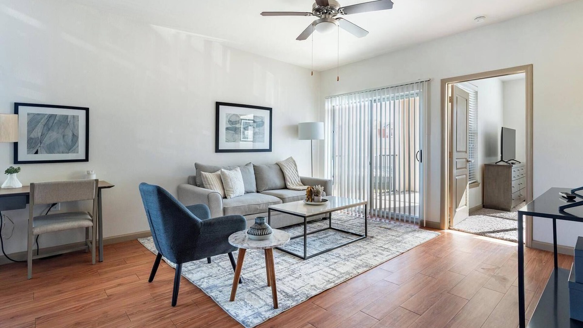 Fort Worth Apartment | Landing | Stylish 1BD, Gym, Pool