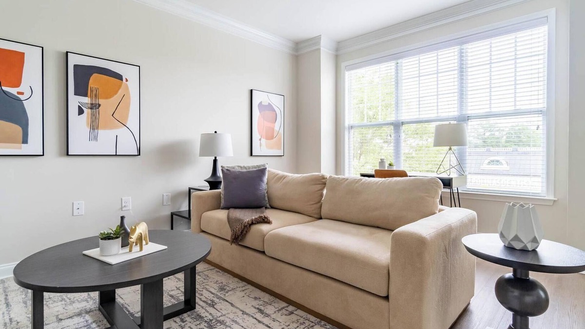 Cary Apartment | Landing | Stylish 2BD, Pool, Gym