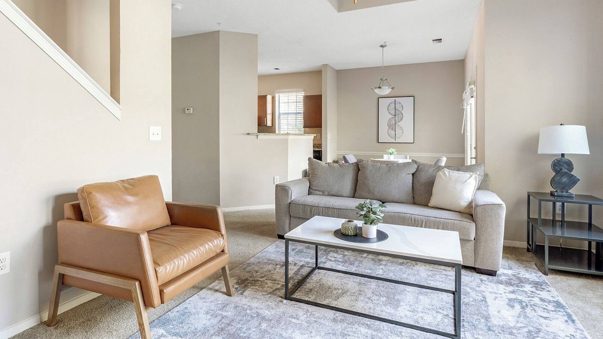 Germantown Apartment | Landing | Stylish 3BD, Gym, Pool
