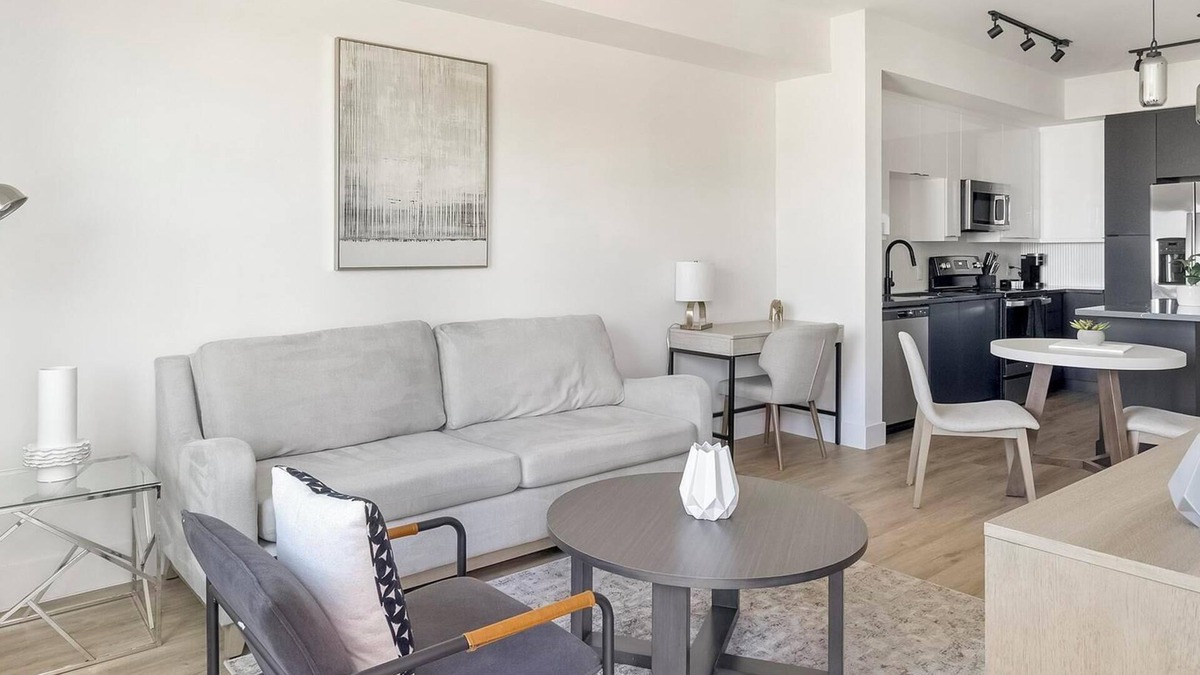 Providencia Park Apartment | Landing | Stylish 1BD, Clubhouse, Yoga Studio