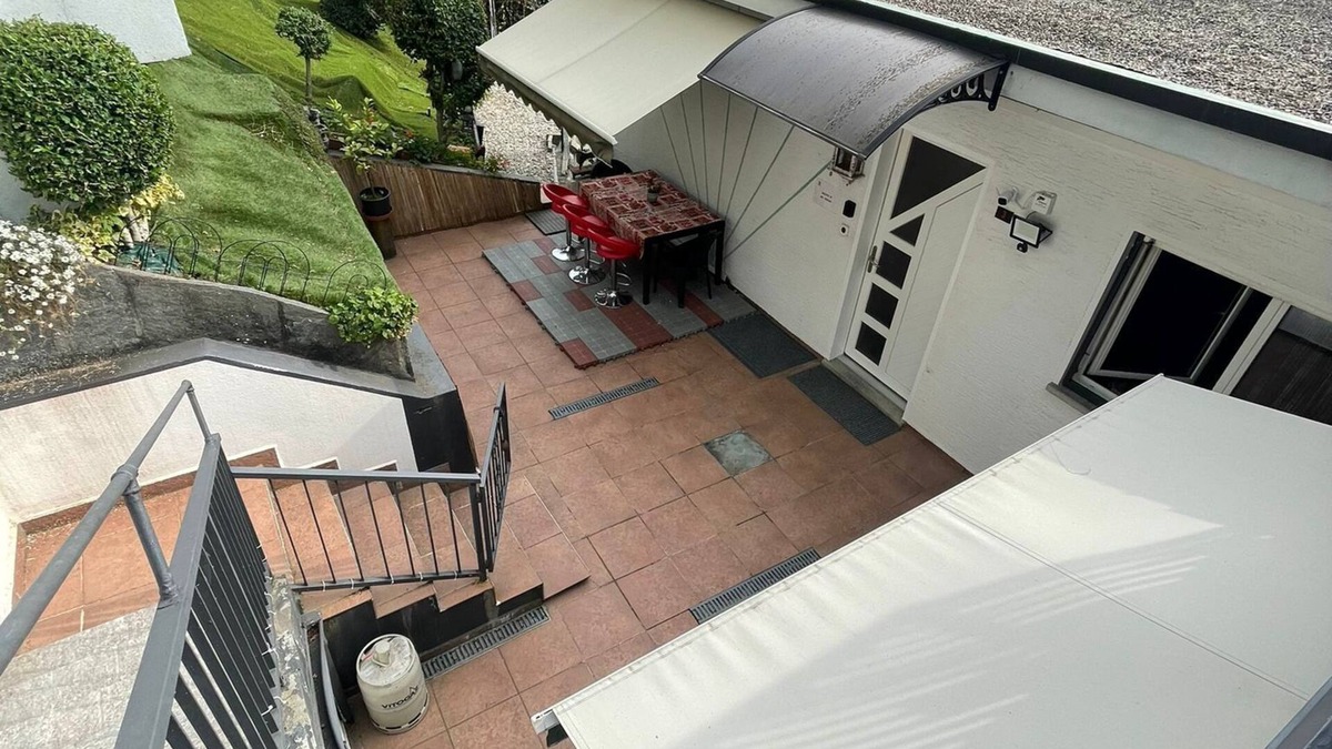Castel San Pietro Apartment | Landoni House