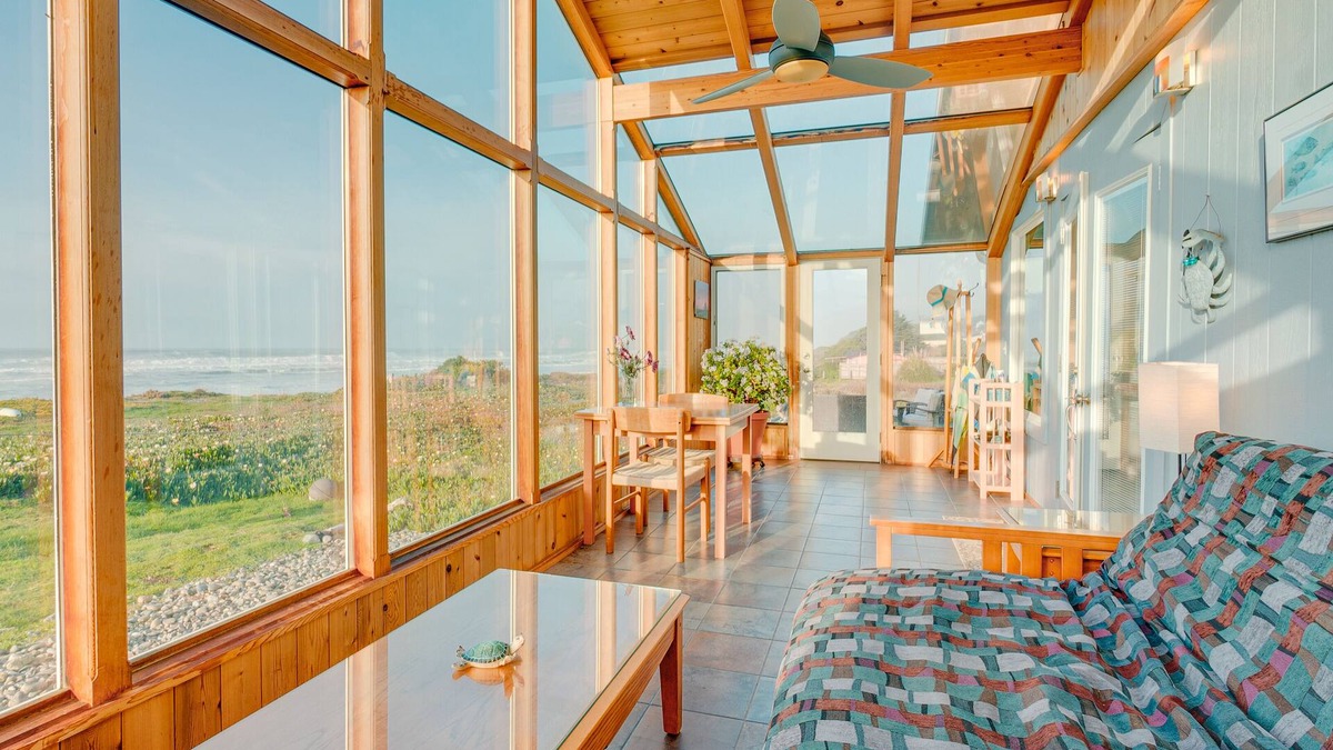 Gold Beach House | Lands End - Ocean Front w/Beach Path & Spa