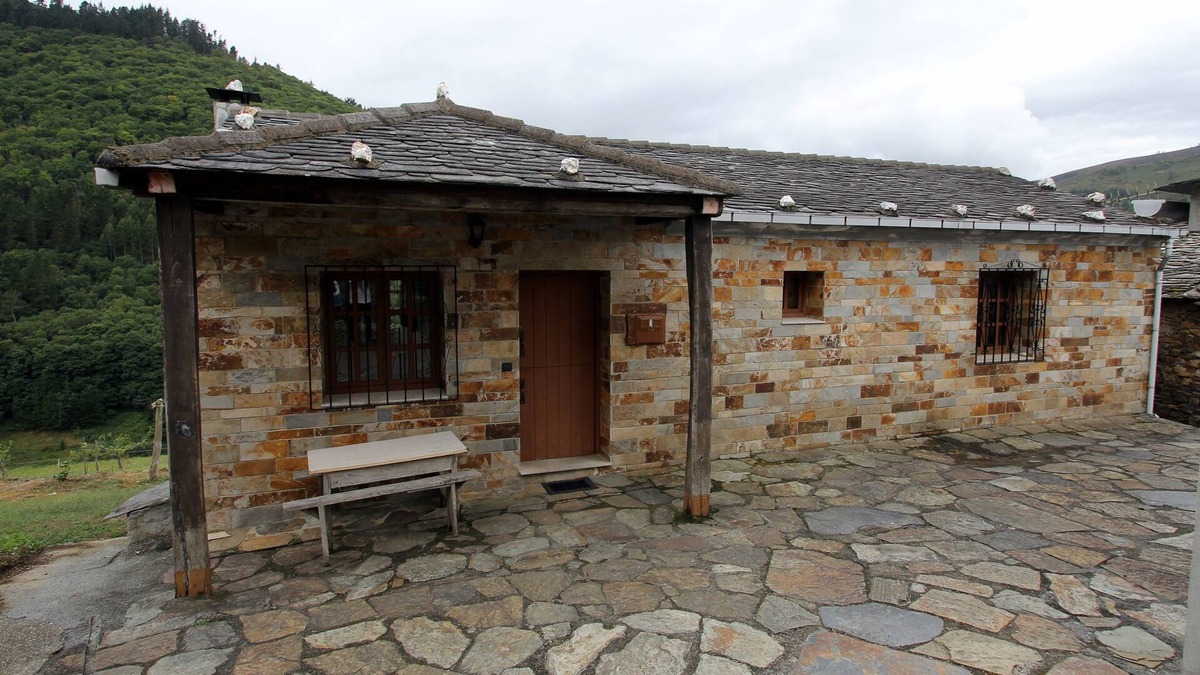 Taramundi Cottage | LANDSHUS ANICETHUS II
