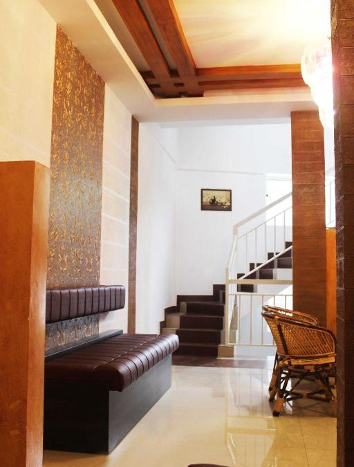 Munnar Bed & Breakfast | Landy Queen