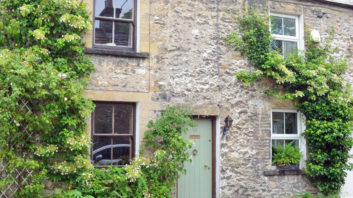 Langcliffe Cottage | Langcliffe Lock Cottage
