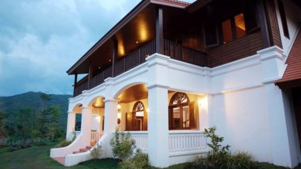 On Nuea House | Lanna Hill House. Beautiful Chiang Mai serviced pool villa in stunning location.