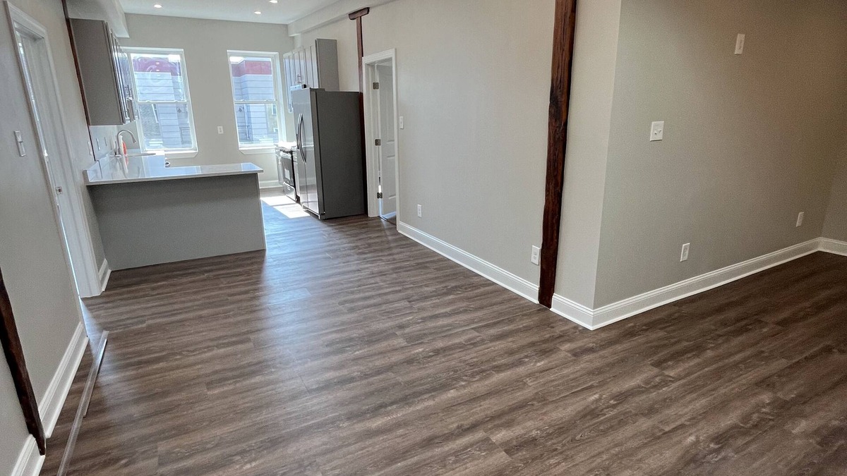 Norris Square Apartment | Large 2-bed 2-bath apartment with WiFi & AC in brilliant Fishtown Philadelphia -