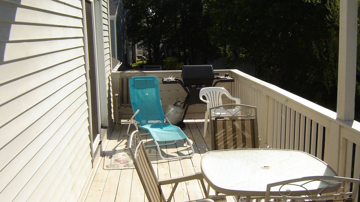 Ogunquit - Wells Hotel | Large 2 bedroom apartments near Moody beach