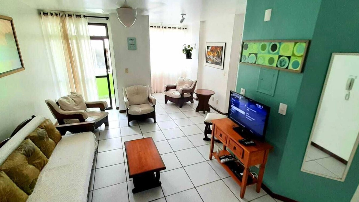 Ingleses Centro Apartment | Large 2-story apartment, duplex penthouse, right on the sand of Ingleses beach!