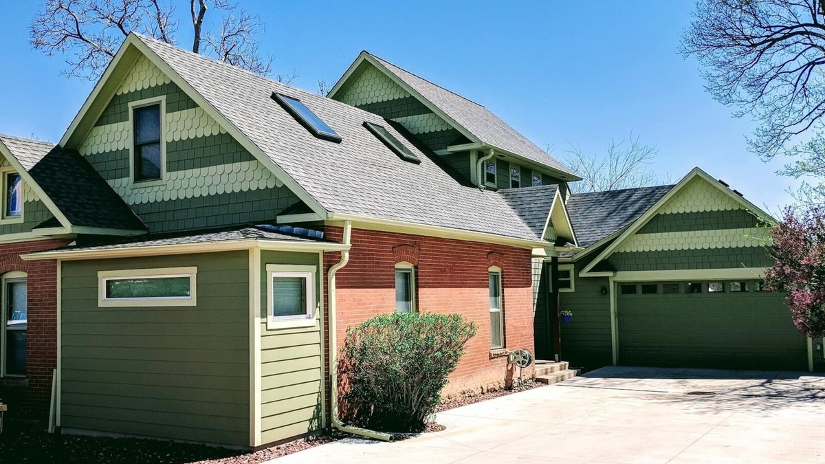 Meadow Glen House | Large, 2-story Victorian home, w/huge backyard & Flatiron views! Ideal location