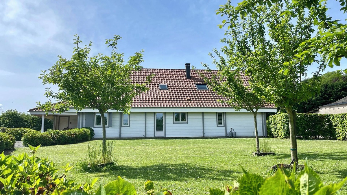 Bernay-en-Ponthieu House | Large 240 m² ecological wooden house for 15 people, 15 min from the sea.