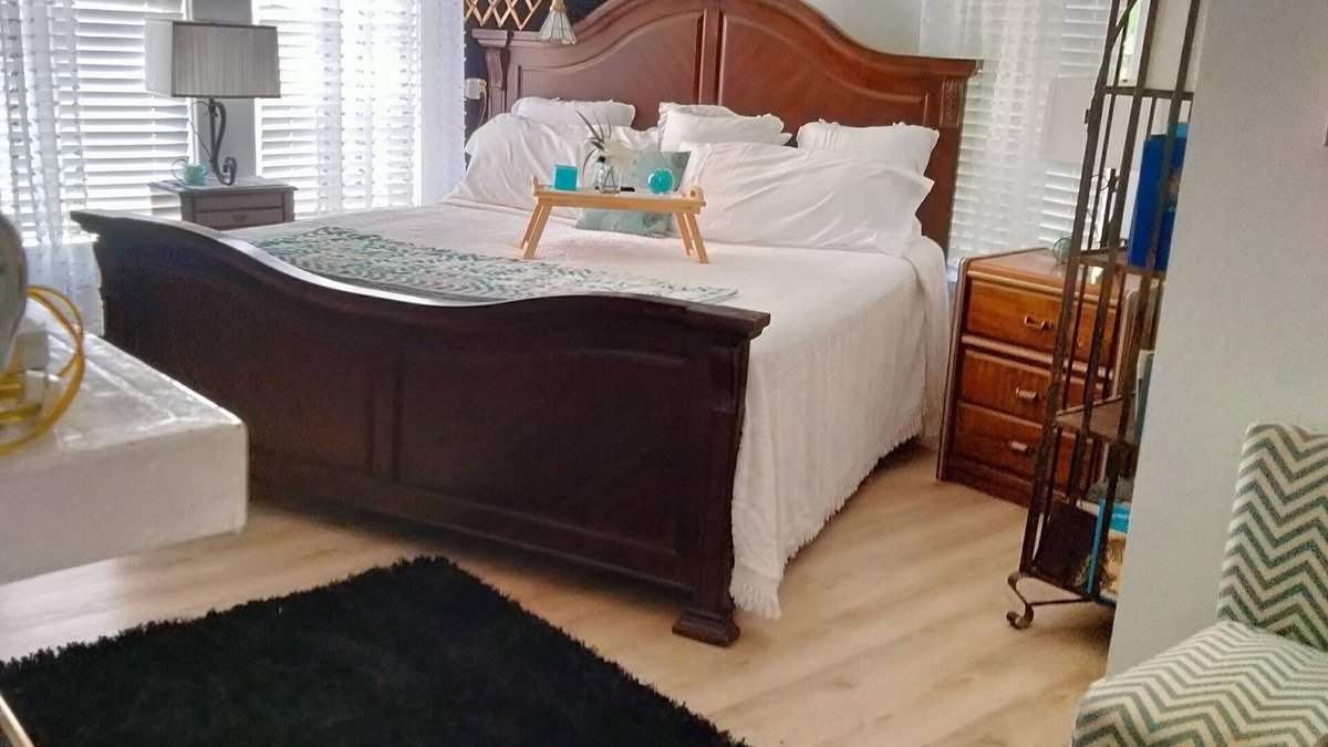 Ruston Bed & Breakfast | Large 3 room suite including coffee bar , TV