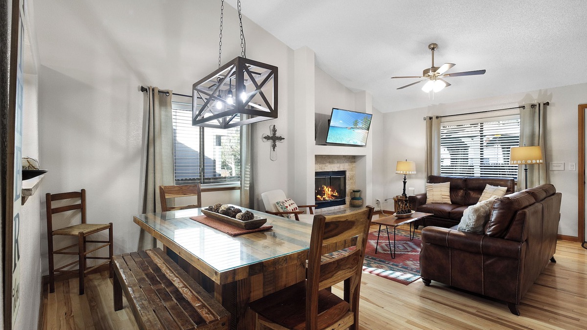 Northeast Colorado Springs House | Large 6 Bdrm Family Home near Park & YMCA Rec Center