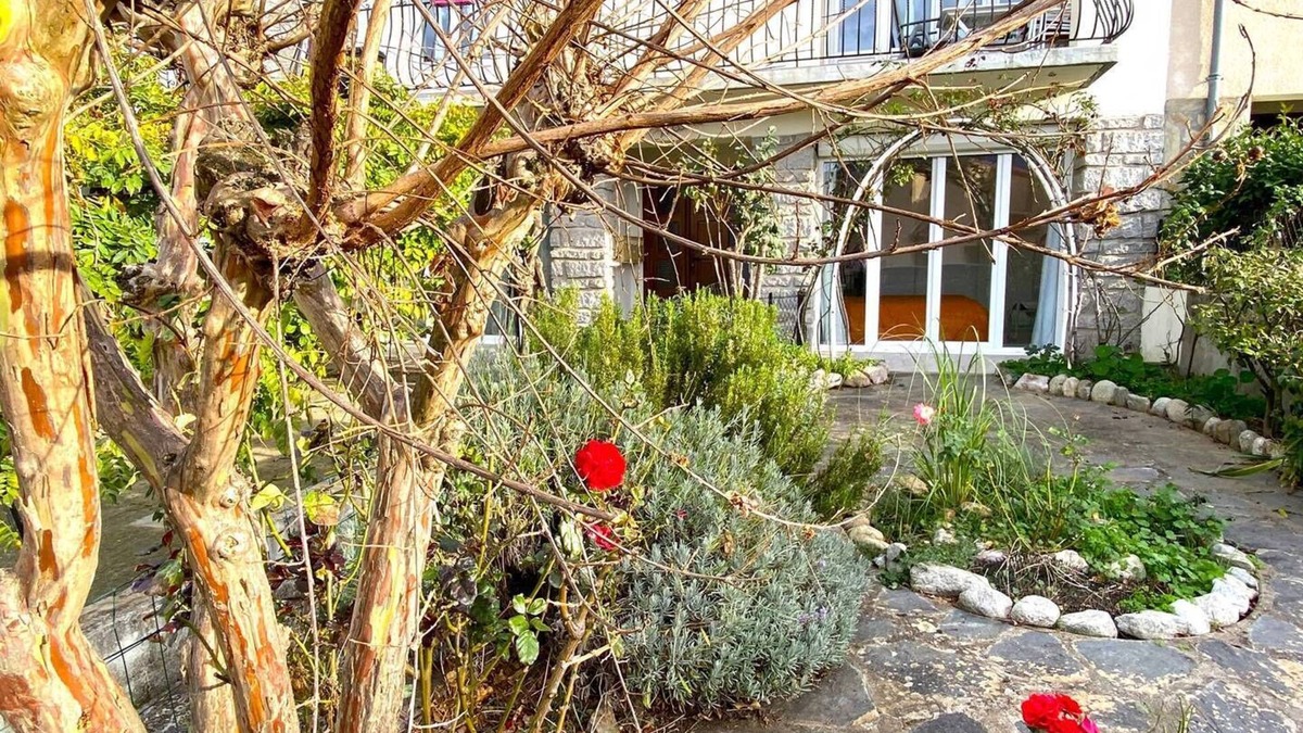 Vernet-les-Bains Apartment | LARGE 65M² T2 WITH WIFI, GARDEN AND PARKING SPACE