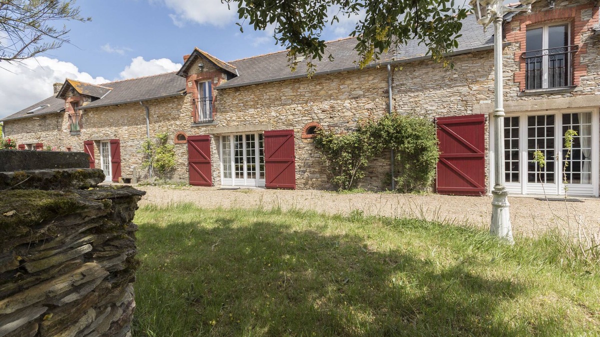 Guenrouet Cottage | Large and beautiful family house. A very old, big and beautiful house