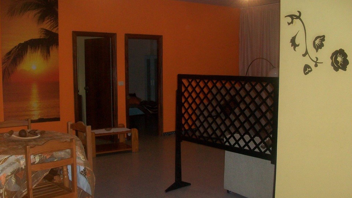 Salcidos Apartment | LARGE AND COMFORTABLE FAMILY APARTMENT WITH VIEWS TO RIO MIÑO