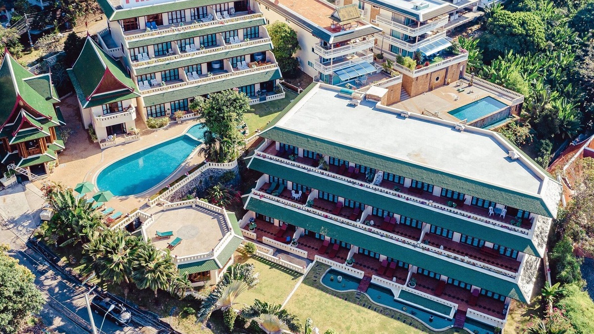 Patong Apartment | Large and luxury Apartment with panoramic seaview, at 80 m high, a quiet place.