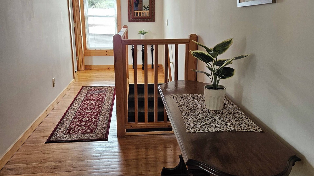 Sidney Center Apartment | Large Apartment - 3 Bedroom, Sleeps 6, 25 min to Oneonta, 50 min to Cooperstown
