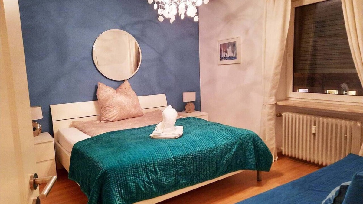 Dachau District Apartment | Large Apartment by the Train Station – Near Munich