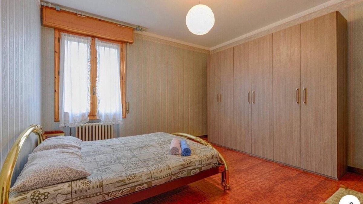 Buon Pastore-Sant'Agnese-San Damaso Apartment | Large apartment, rents to companies only. Not far from the center