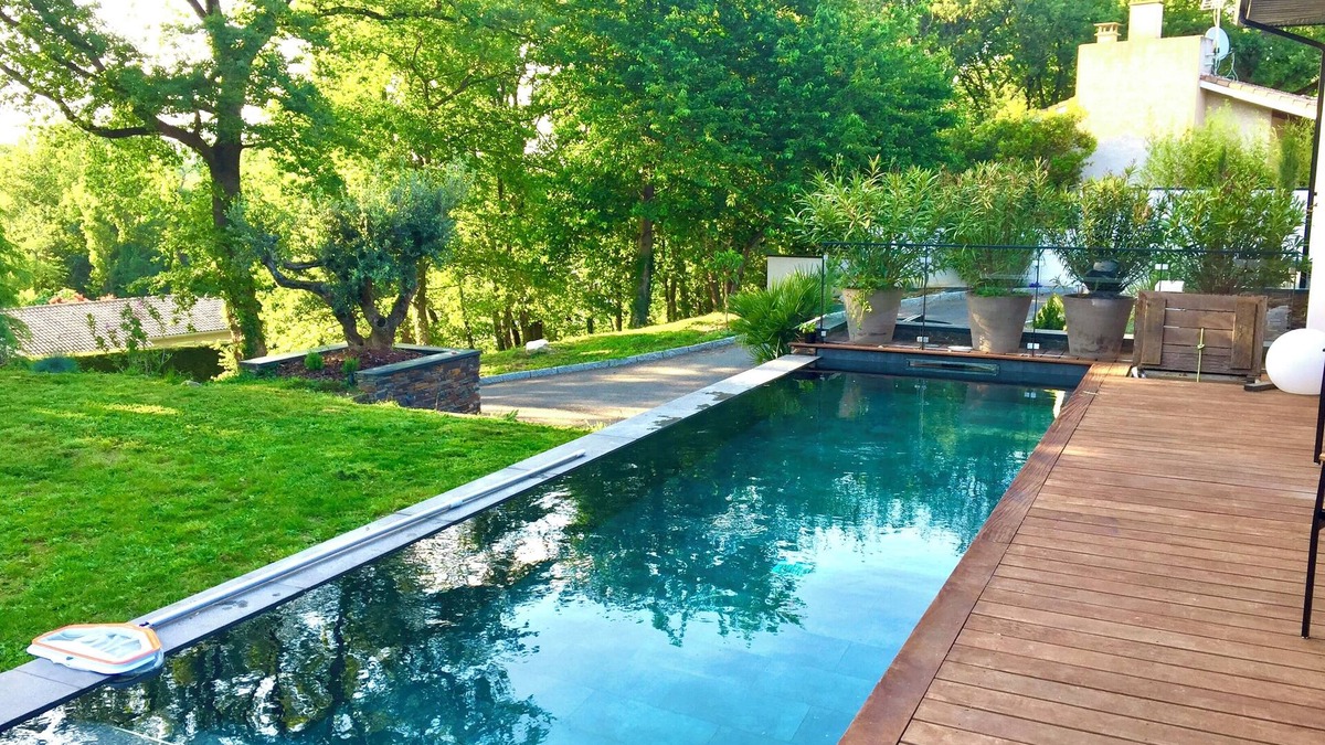 Seilh Villa | Large architect-designed villa Toulouse Ouest