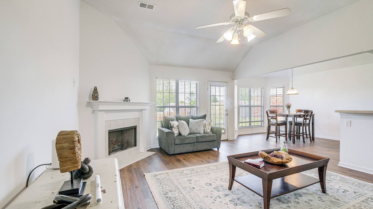 Horn Lake House | Large Backyard: Peaceful Home in Southaven!