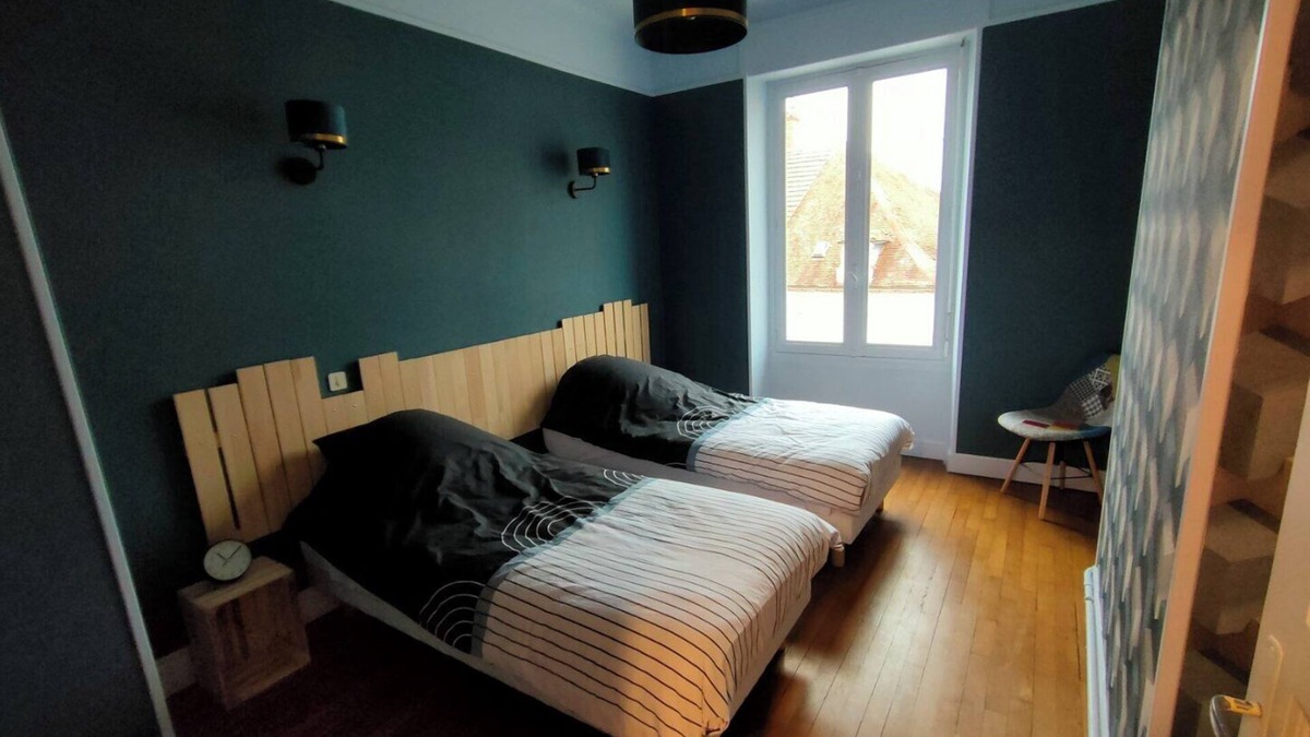 Chatillon-sur-Seine Apartment | Large, bright apartment in the center of town.