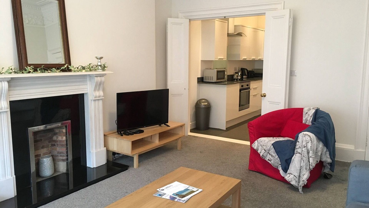 Marchmont Apartment | Large, bright and airy family friendly flat