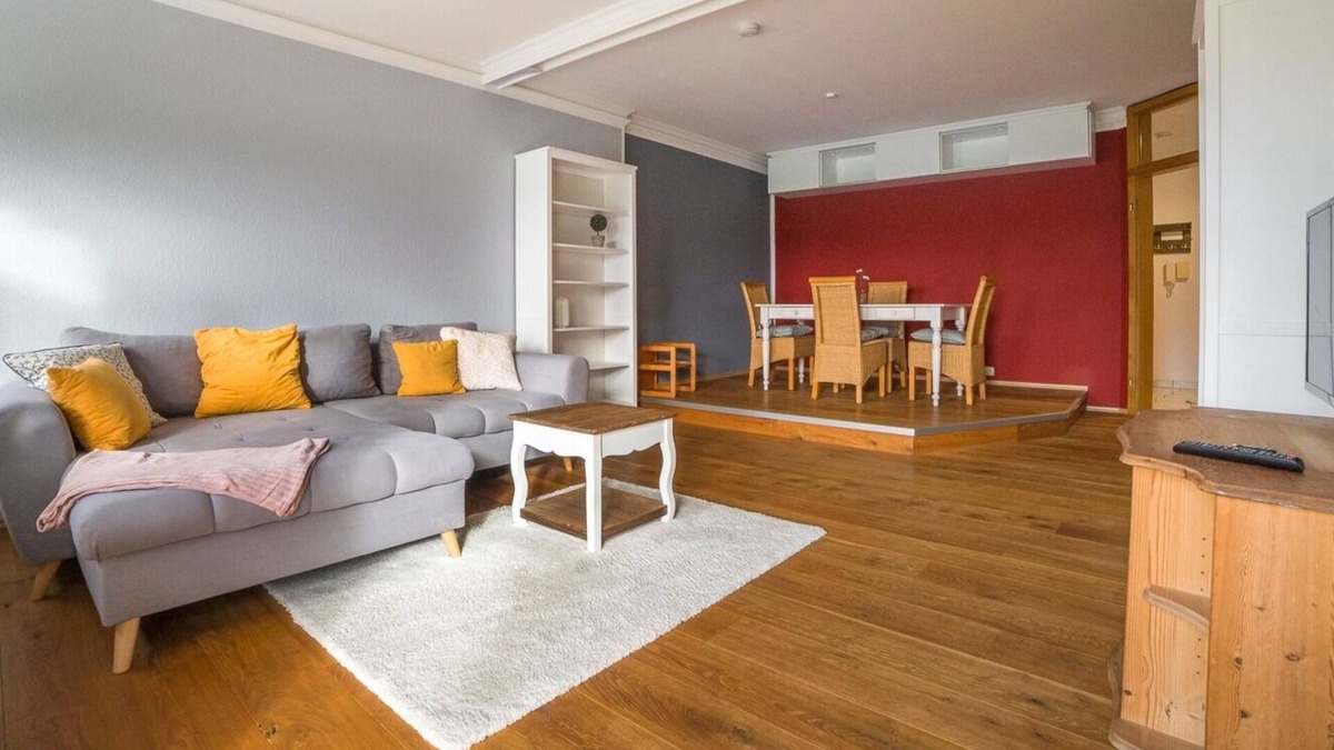 Ostercappeln Apartment | Large bright apartment in the middle of the countryside, family and pet friendly