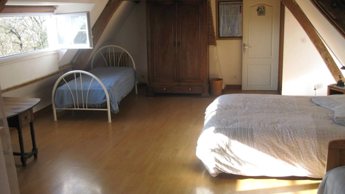 Le Pechereau House | Large, bright original room rated 3 épis Gîte de France