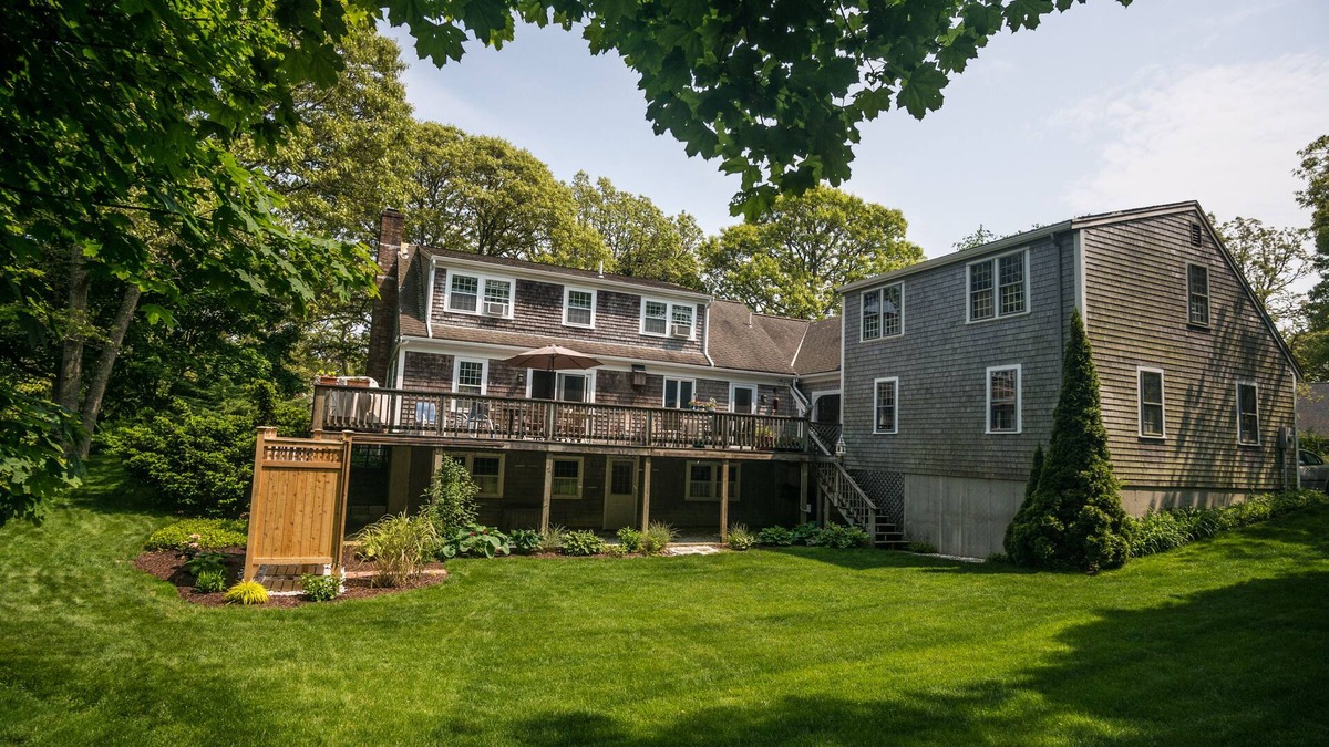 South Orleans House | Large, Charming Cape Cod Home Close To Orleans And Chatham Beaches