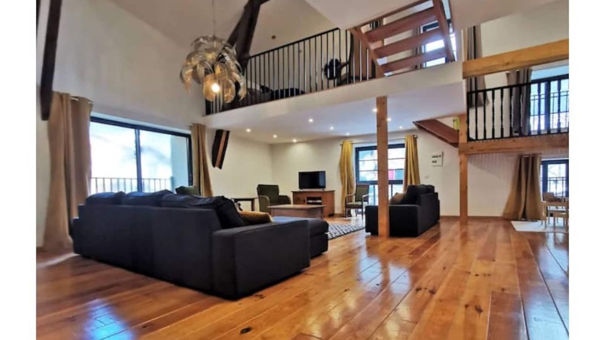 Blesle House | Large, charming family home in the beautiful Auvergne village of Blesle