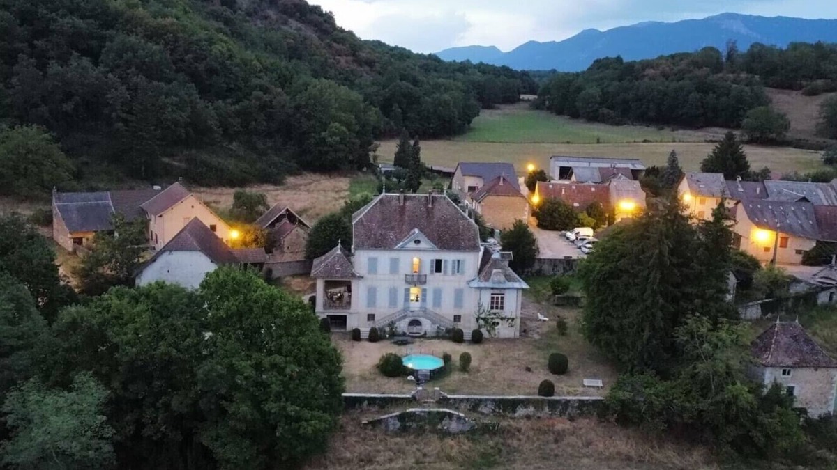 Cuzieu House | Large charming gîte Un Air d'Italie