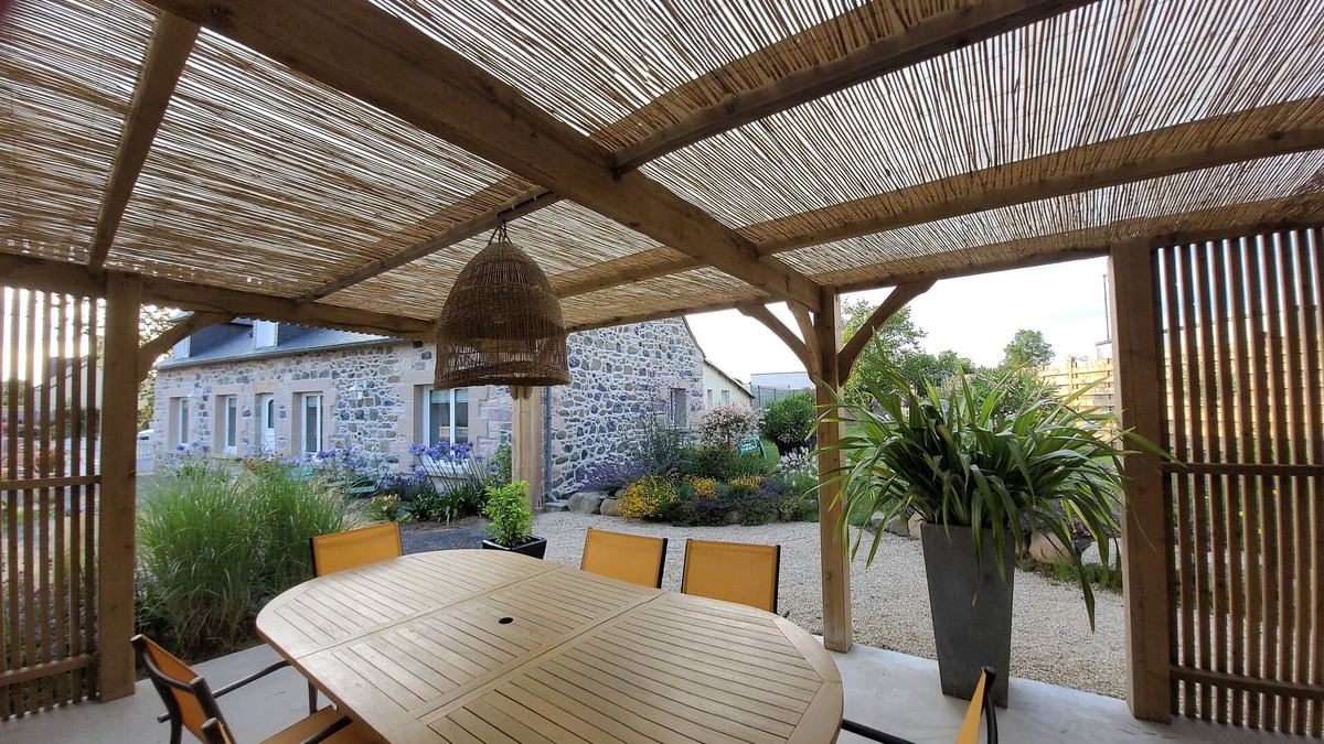 Plurien House | Large, comfortable house with enclosed garden, 5 minutes from Les Sables d'Or beach