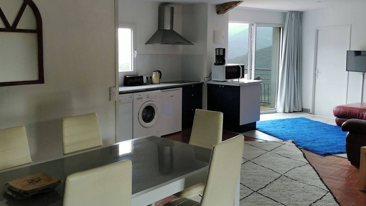 Felluns Cottage | Large cottage in renovated Templar mas - panoramic view