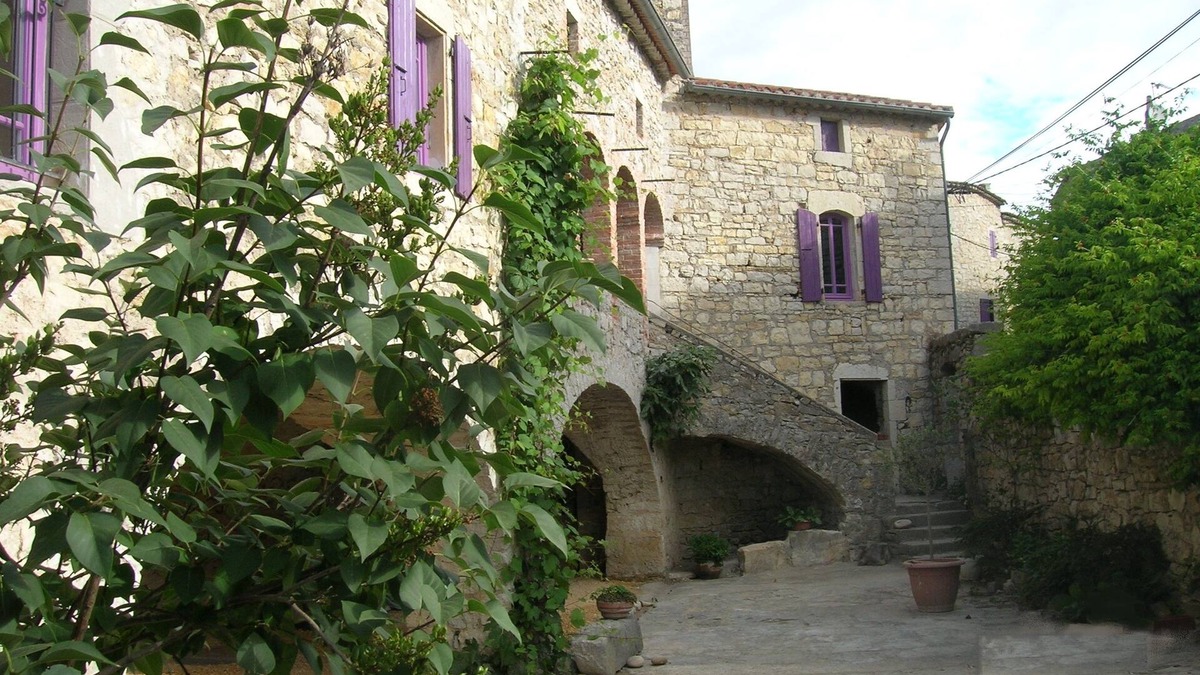 Brujas House | Large cottage of charm and character in southern Ardèche