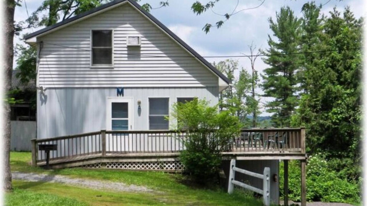Cooperstown - Otsego Lake Cottage | Large Cottage that sleeps 10 minutes from Cooperstown