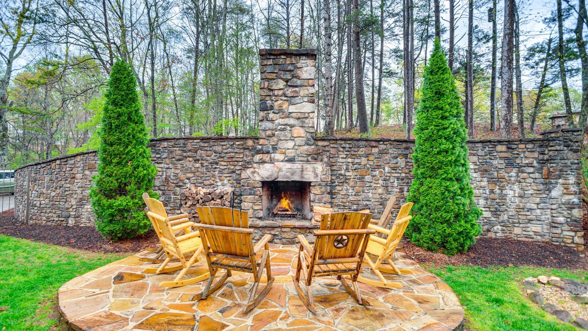 Dahlonega House | Large Dahlonega Home, Ideal for Family Gatherings!
