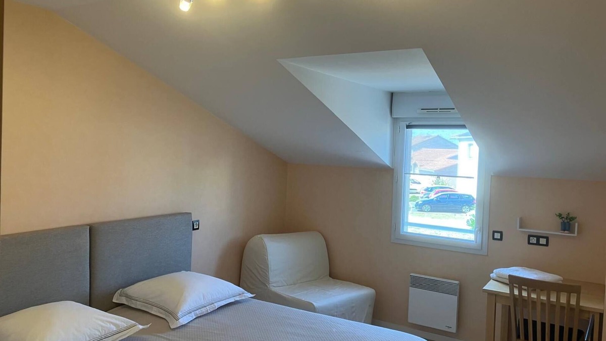 Beaupreau Bed & Breakfast | Large double room - 1 to 3 people - Greg House 49 BnB up to 7 people