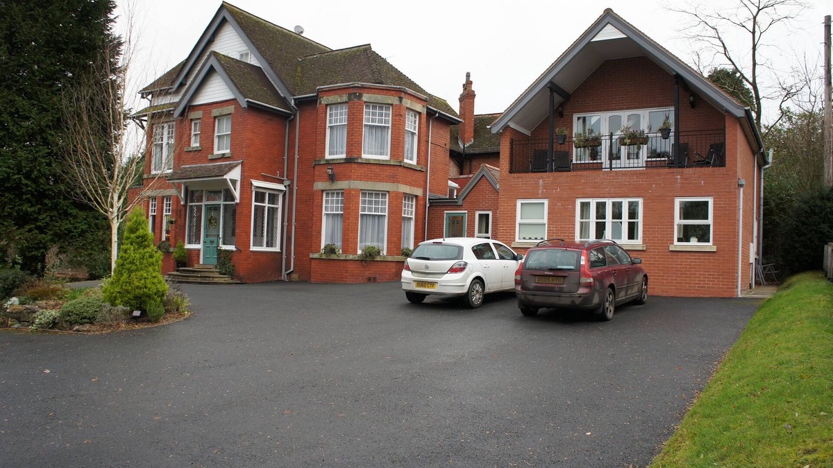 Church Stretton House | Large Elegant Edwardian Property in an Area of Outstanding Natural Beauty