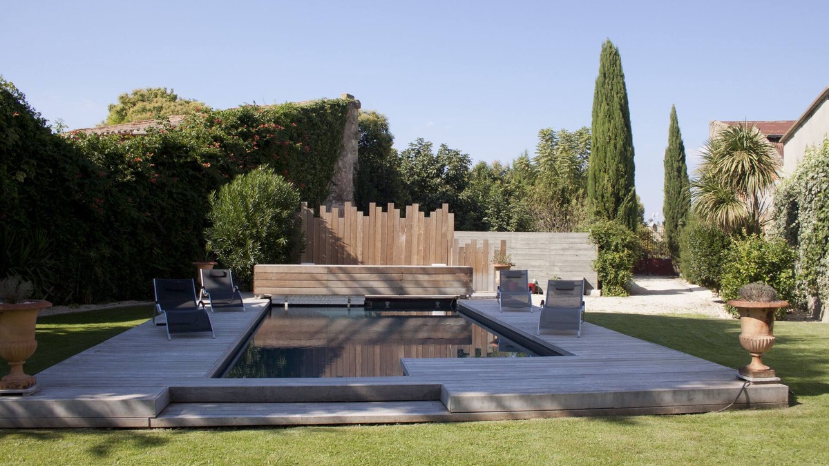 Generac House | LARGE FAMILY FARMHOUSE IN THE HEART OF THE CAMARGUE AND 10 KM FROM NIMES