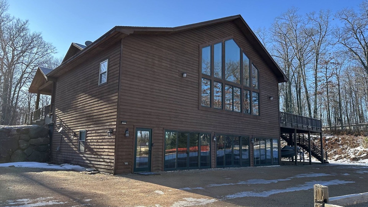Harshaw House | Large, Family-Friendly Lake Home, On Snowmobile/ATV Trails, W/D, Firepit