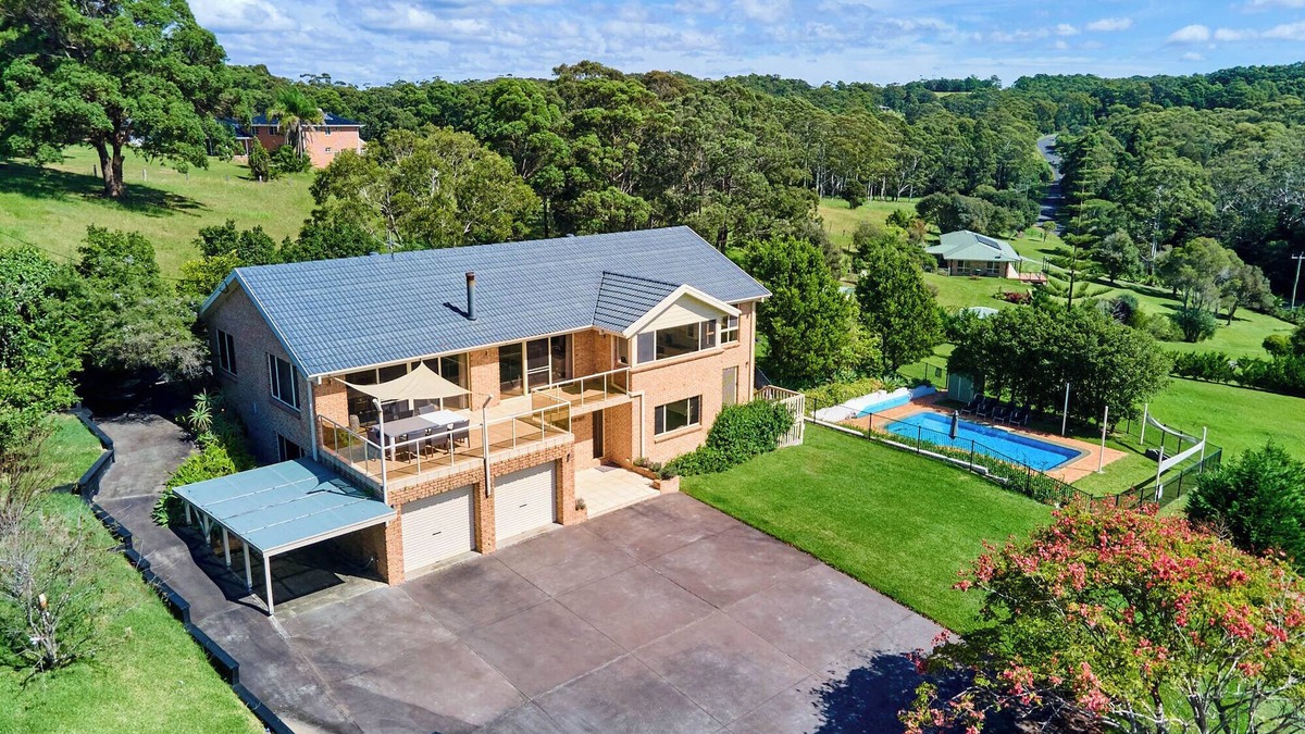 Diamond Beach House | Large family home with Ocean views and pool, situated on acres, minutes.