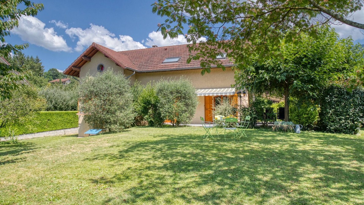 Gresy-sur-Aix Villa | Large family home 14 p