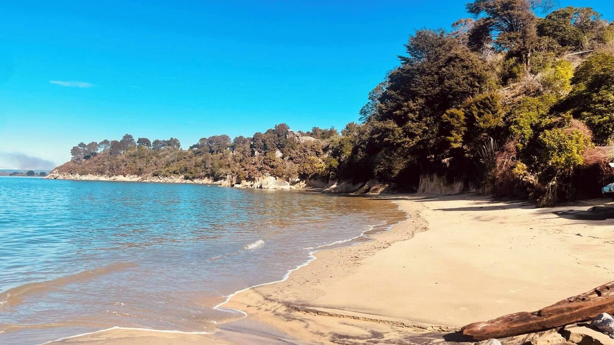 Riwaka Villa | Large family home in Riwaka near Kaiteriteri