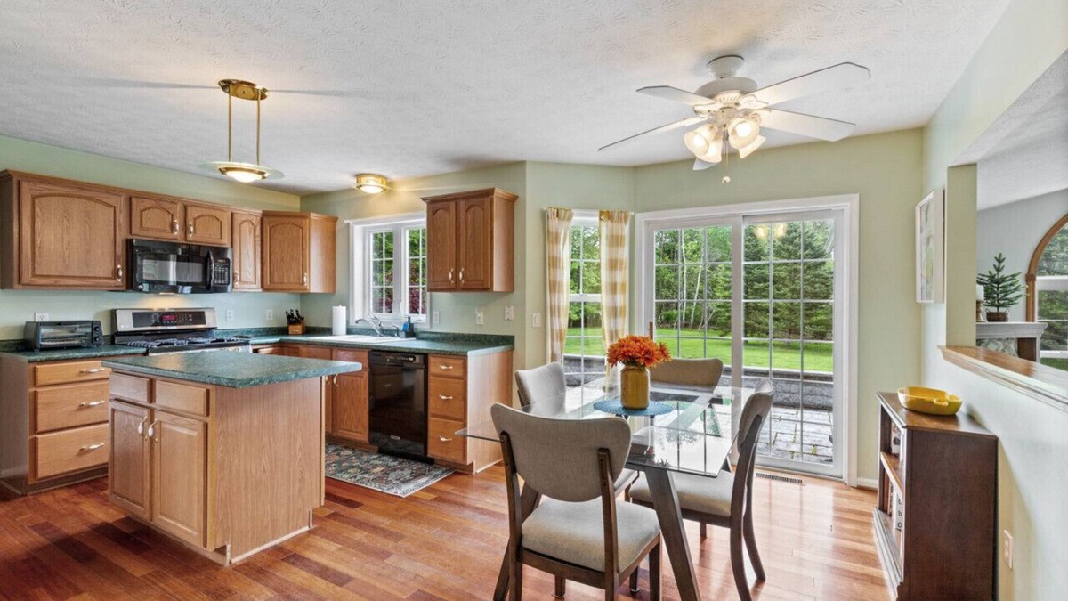 Brockport House | Large Family Home in Heart of Brockport