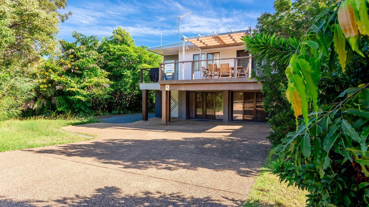 Lammermoor House | Large Family Home on Lammermoor Beach