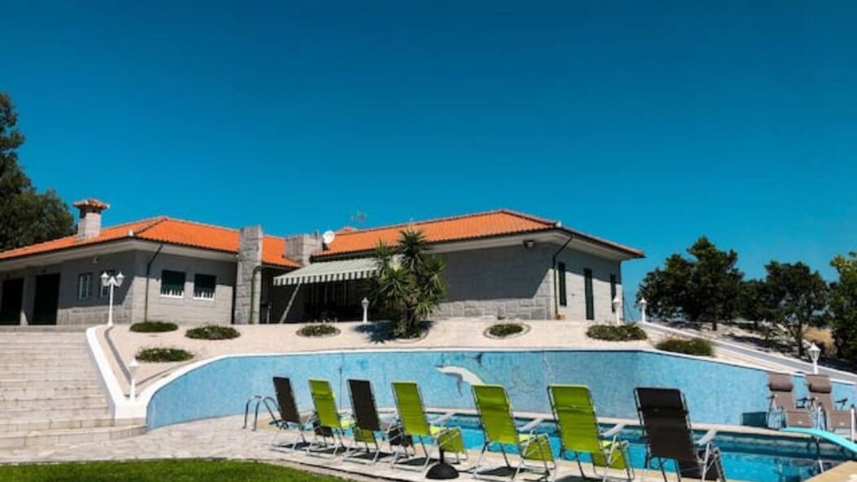 Felgueiras House | Large family home