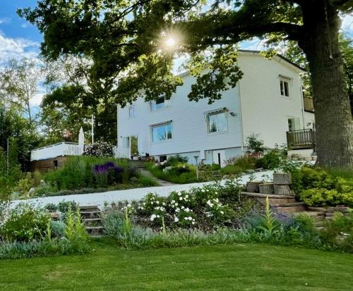 Nacka Municipality Villa | Large family house close to city and nature